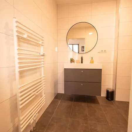 Mit Ladesaeule In Harleshausen Apartment Kassel